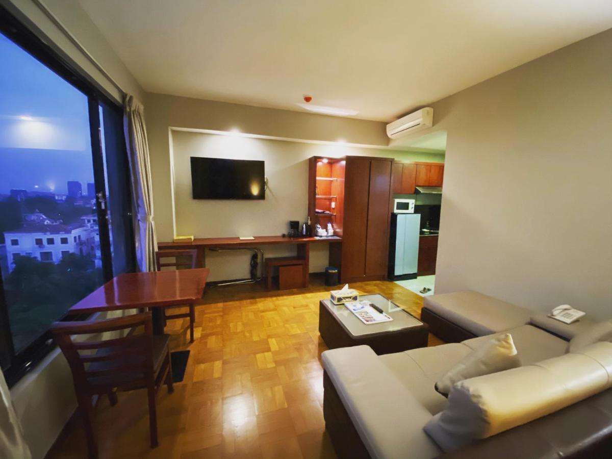 My Dream Hotel Yangon Luaran gambar