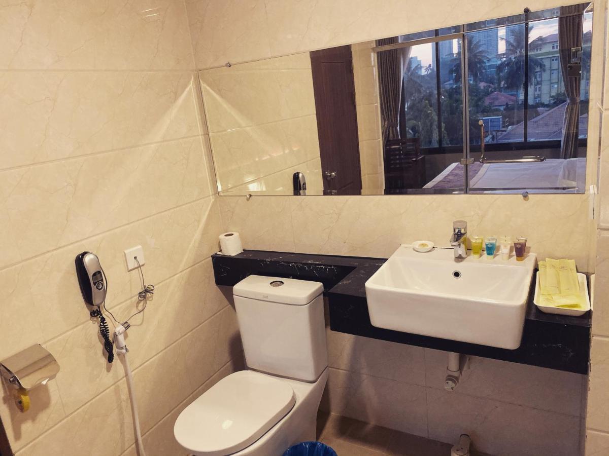 My Dream Hotel Yangon Luaran gambar